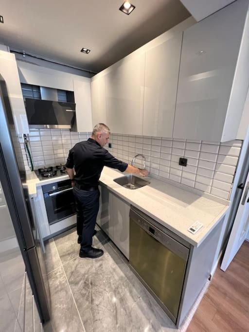 Zeytinburnu Merkezi Konumda, Sifir Daire & Esyalar Lägenhet Istanbul Exteriör bild